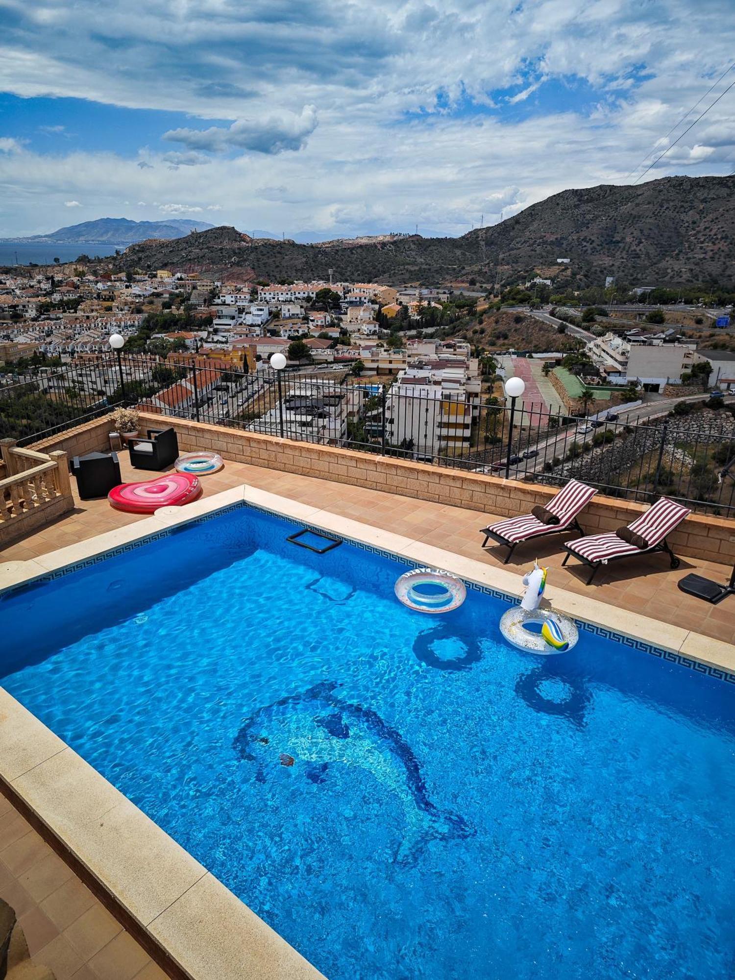 Cariad Boutique Bed & Breakfast La Cala Del Moral Экстерьер фото